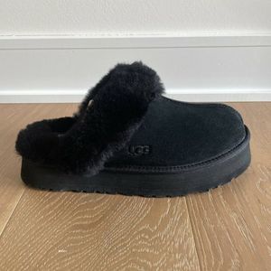 UGG Disquette Slipper Slides Shearling Suede Size 10 Black NEW